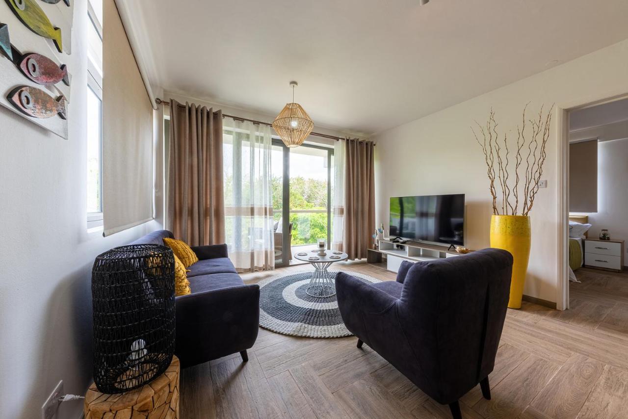 373 Wolmar Cosy And Modern Apartment- 200 Metres From The Beach And Supermarkets And Just Next To Domaine De Wolmar With Views Of Deers And Green Natural Park Flic-en-Flacq Eksteriør billede